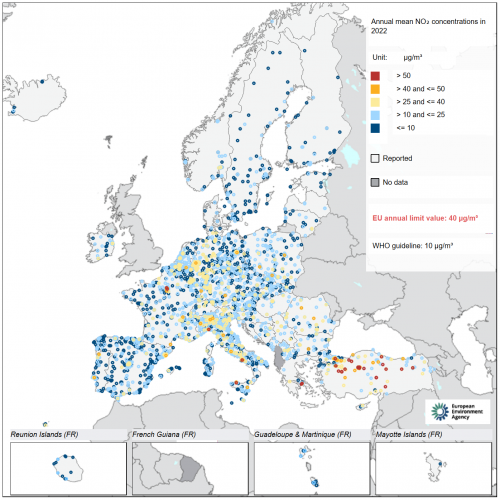 Mapa stężenia NO2 w 2022 r. w odniesieniu do rocznej wartości dopuszczalnej UE i rocznego poziomu wytycznych WHO